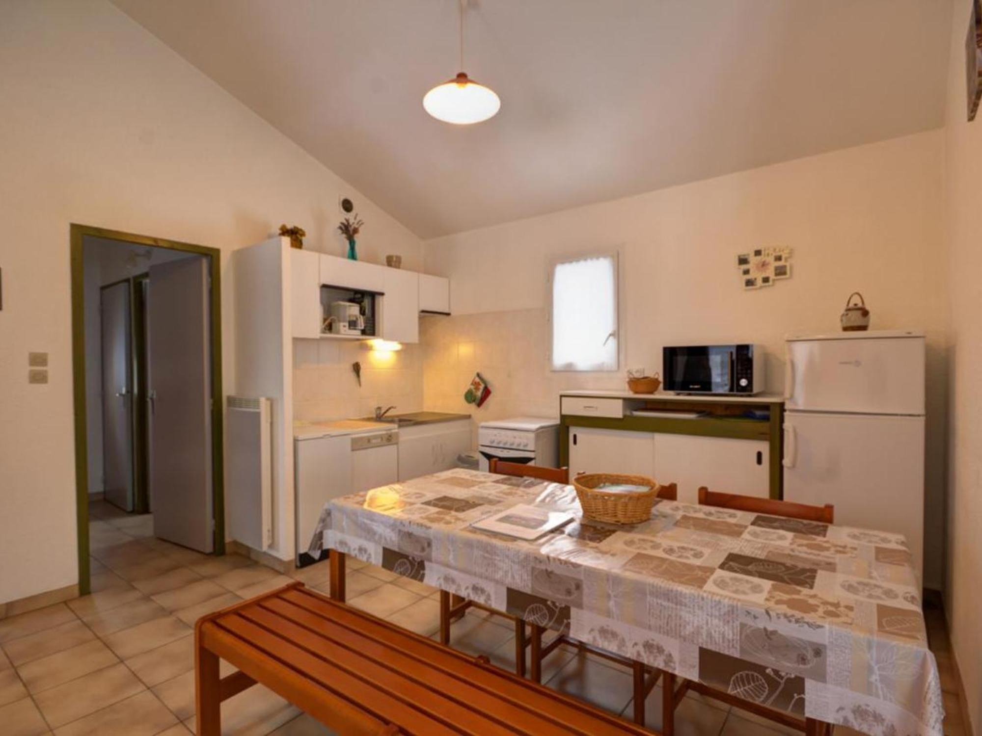 Gite Avec Cheminee, Terrasse Et Wifi - Animaux Acceptes - Fr-1-496-163 Usson-en-Forez Bagian luar foto
